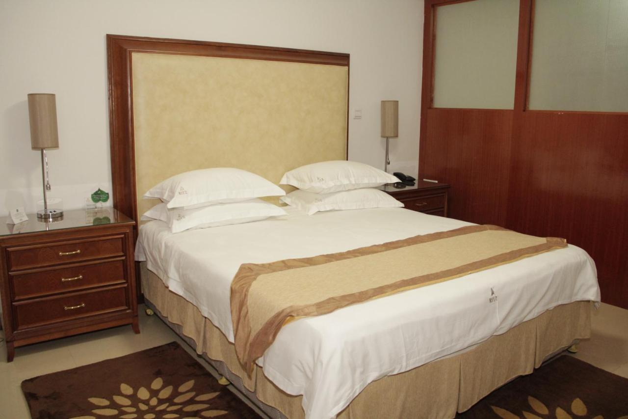 Hotel Victoria Garden Camama Værelse billede